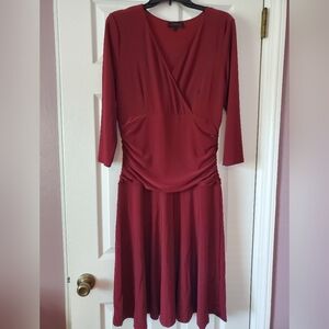 Rekucci ruched waist 3/4 sleeve maroon dress